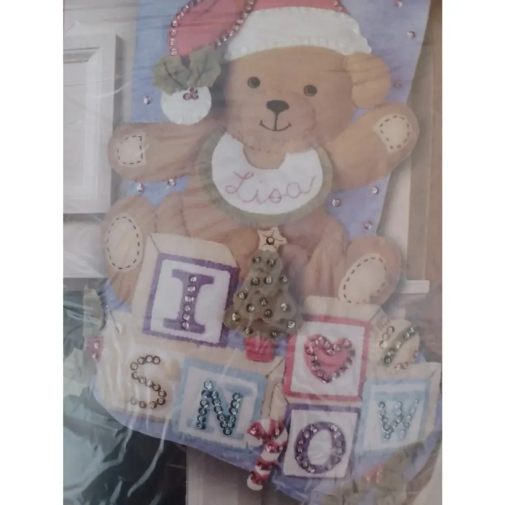 VTG Bucilla Felt Christmas Baby Bear Sequin Snow 18
